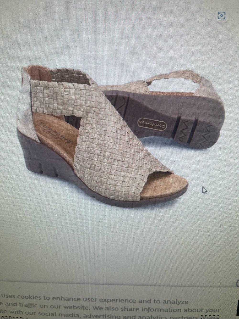 Comfortiva gold Woven Slingback Wedge Sandals - Beige nib 9.5